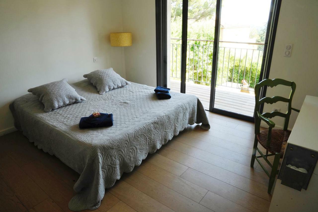 Maison D'Architecte Avec Vue Sur Les Alpilles فينوف ليز أفيجْنْ المظهر الخارجي الصورة