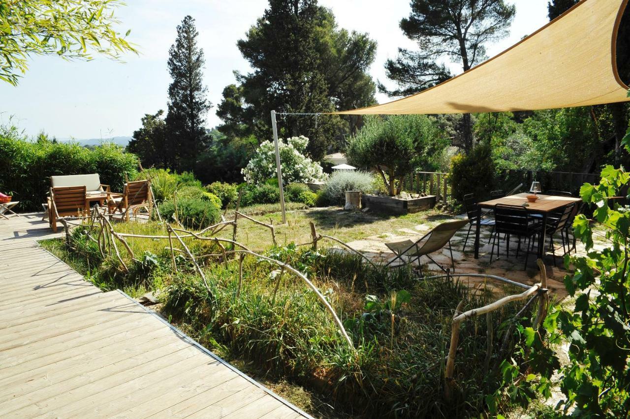 Maison D'Architecte Avec Vue Sur Les Alpilles فينوف ليز أفيجْنْ المظهر الخارجي الصورة